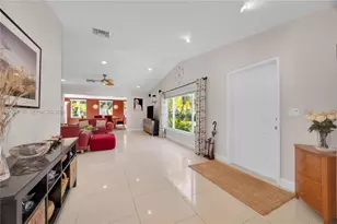 11625 SW 70th Ave, Pinecrest, FL 33156 - Photo 5