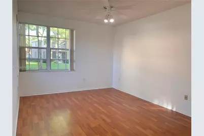 14807 Balgowan Rd #101-12, Miami Lakes, FL 33016 - Photo 9