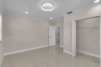 378 SW 6th St, Florida City, FL 33034 - Photo 15