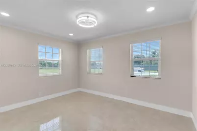 378 SW 6th St, Florida City, FL 33034 - Photo 19