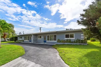 204 NW 1st St, Boynton Beach, FL 33435 - Photo 1