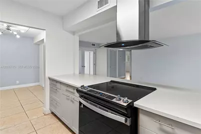 204 NW 1st St, Boynton Beach, FL 33435 - Photo 13
