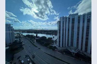 5445 Collins Ave #1506, Miami Beach, FL 33140 - Photo 3