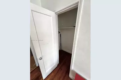 601 7th St #4, Miami Beach, FL 33139 - Photo 5