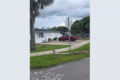 28501 SW 147th Ct, Homestead, FL 33033 - Photo 1