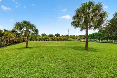 12360 SW 1st St, Plantation, FL 33325 - Photo 83