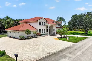 12360 SW 1st St, Plantation, FL 33325 - Photo 3