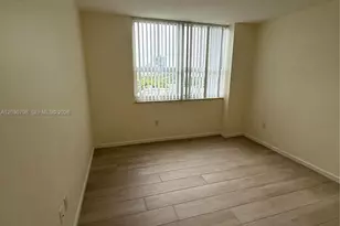 19501 W Country Club Dr, Aventura, FL 33180 - Photo 5