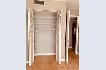600 NE 36th St #417, Miami, FL 33137 - Photo 15