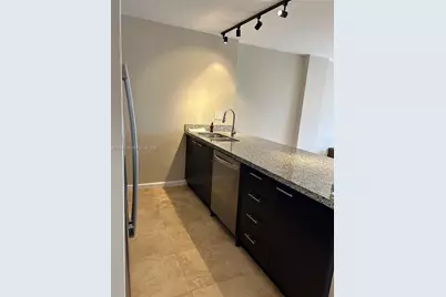 600 NE 36th St #417, Miami, FL 33137 - Photo 11