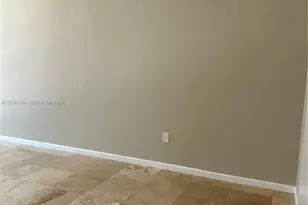 600 NE 36th St, Miami, FL 33137 - Photo 23