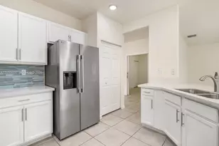 3577 W 106th Terrace, Hialeah, FL 33018 - Photo 11