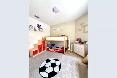 248 W Riverbend Dr, Sunrise, FL 33326 - Photo 11