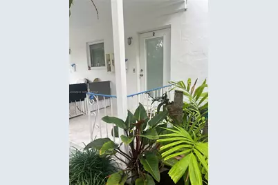 225 SE 16th Ave #2, Fort Lauderdale, FL 33301 - Photo 3