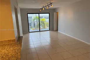 170 Cypress Club Dr, Pompano Beach, FL 33060 - Photo 1