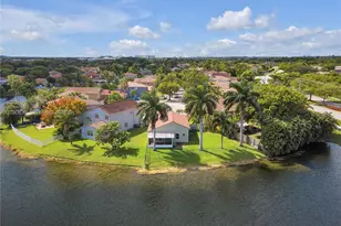 10627 NW 7th St, Pembroke Pines, FL 33026 - Photo 11