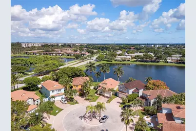 10627 NW 7th St, Pembroke Pines, FL 33026 - Photo 25