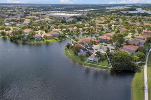 10627 NW 7th St, Pembroke Pines, FL 33026 - Photo 15