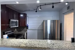 17000 NW 67th Ave, Hialeah, FL 33015 - Photo 15