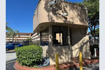 17000 NW 67th Ave #344, Hialeah, FL 33015 - Photo 3