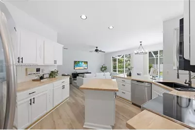 18000 NW 16th St, Pembroke Pines, FL 33029 - Photo 11