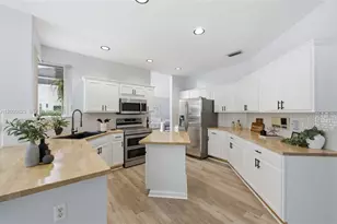 18000 NW 16th St, Pembroke Pines, FL 33029 - Photo 11