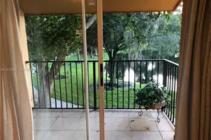 10717 Cleary Blvd, Plantation, FL 33324 - Photo 13
