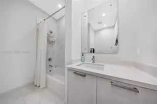 1025 NE 18th Ave, Fort Lauderdale, FL 33304 - Photo 15