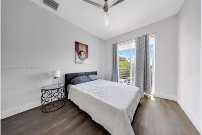 1025 NE 18th Ave #104, Fort Lauderdale, FL 33304 - Photo 17