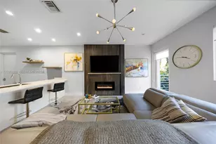 1025 NE 18th Ave, Fort Lauderdale, FL 33304 - Photo 1