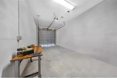 1025 NE 18th Ave #104, Fort Lauderdale, FL 33304 - Photo 19