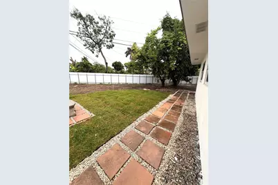15545 Leisure Dr, Homestead, FL 33033 - Photo 41
