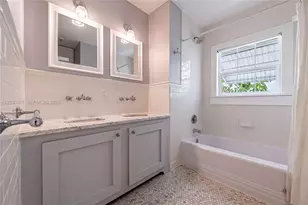 8942 Carlyle Ave, Surfside, FL 33154 - Photo 47