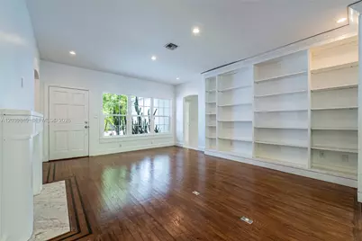 8942 Carlyle Ave, Surfside, FL 33154 - Photo 21