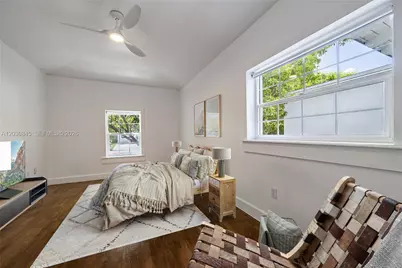 8942 Carlyle Ave, Surfside, FL 33154 - Photo 33
