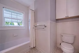 8942 Carlyle Ave, Surfside, FL 33154 - Photo 49