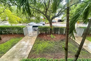 7541 SW 61st Ave, South Miami, FL 33143 - Photo 13