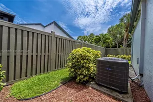 6561 Sutton Ct, Parkland, FL 33067 - Photo 15