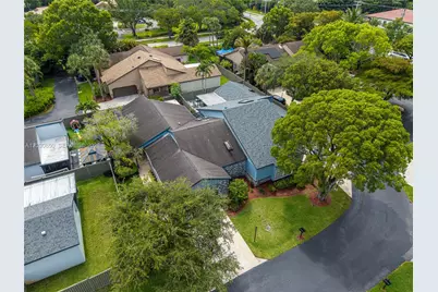 6561 Sutton Ct, Parkland, FL 33067 - Photo 11