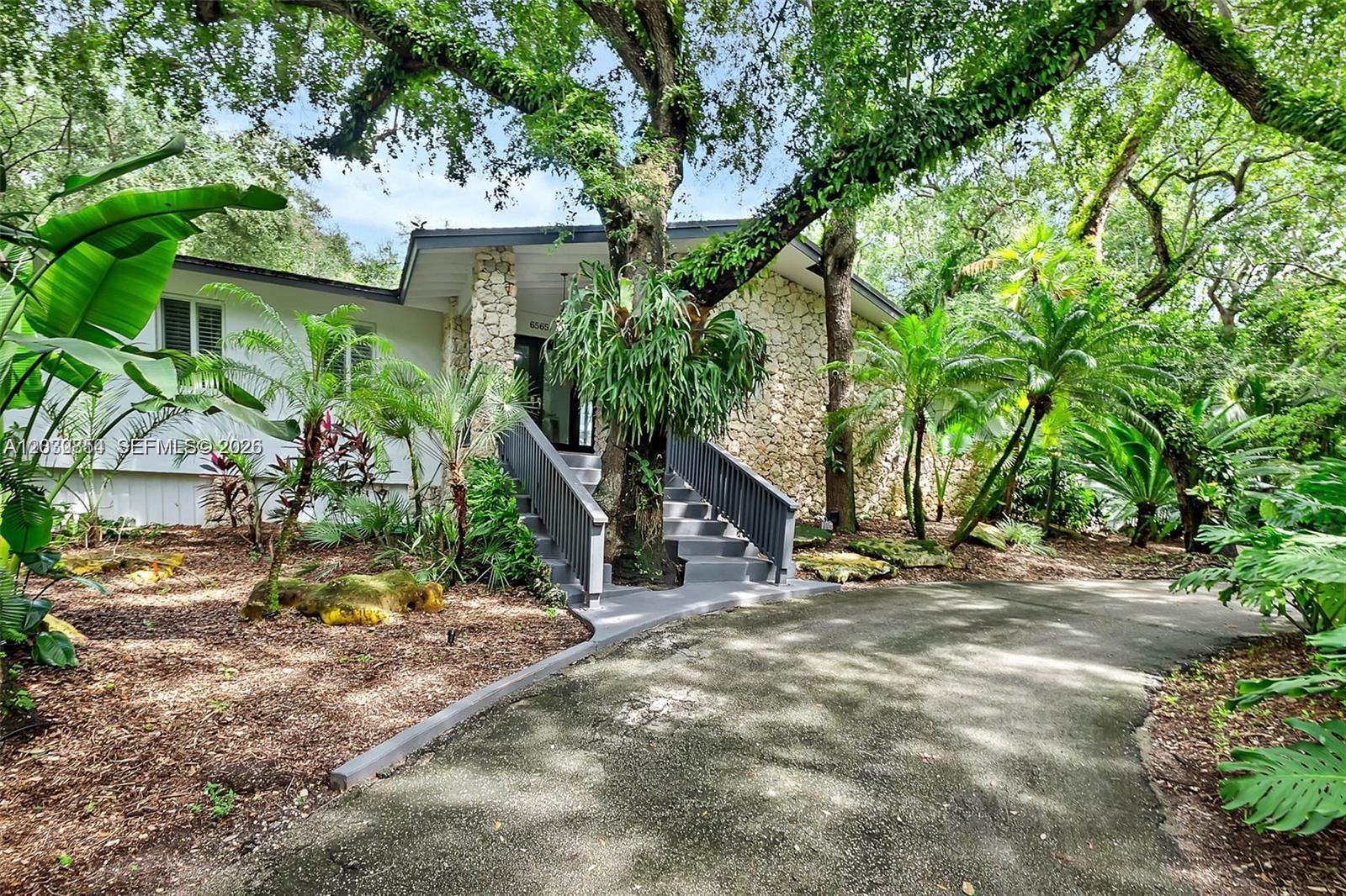 6565 SW 134th Dr - 6565 SW 134th Dr, Pinecrest, FL 33156 Luxury Property | Jose Angel Pina