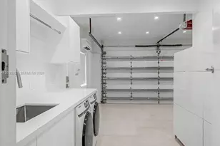 5510 Orduna Dr, Coral Gables, FL 33146 - Photo 29