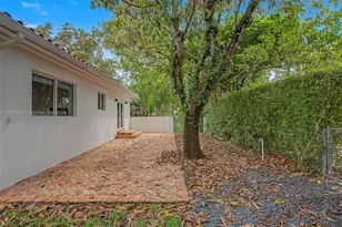 5510 Orduna Dr, Coral Gables, FL 33146 - Photo 37