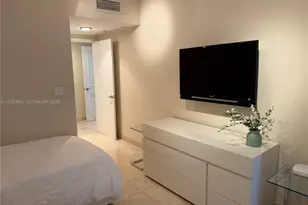 7000 Island Blvd, Aventura, FL 33160 - Photo 13