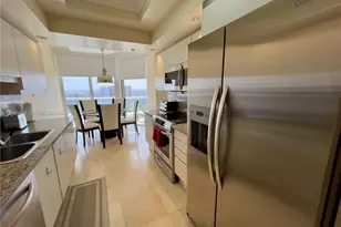 7000 Island Blvd, Aventura, FL 33160 - Photo 13