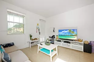 14661 SW 9th St, Pembroke Pines, FL 33027 - Photo 5