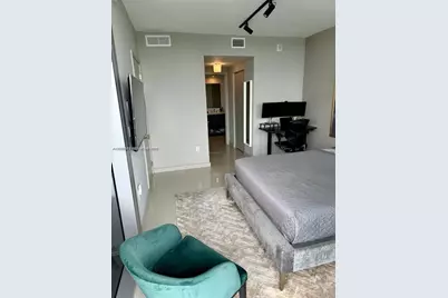 488 NE 18th St #1901, Miami, FL 33132 - Photo 19