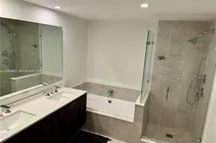 488 NE 18th St, Miami, FL 33132 - Photo 9