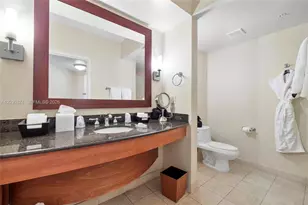 18001 Collins Ave, Sunny Isles Beach, FL 33160 - Photo 7