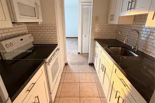 7250 SW 94th Pl, Miami, FL 33173 - Photo 11