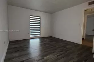 7250 SW 94th Pl, Miami, FL 33173 - Photo 7